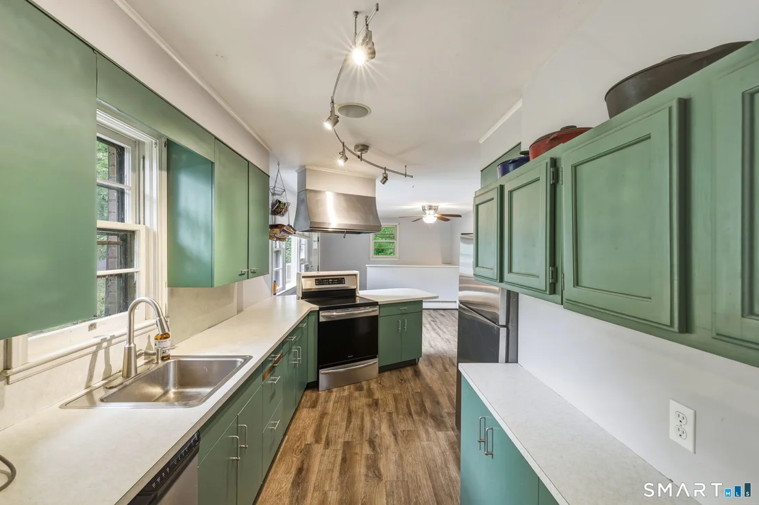 Photo of 8 Washington Circle