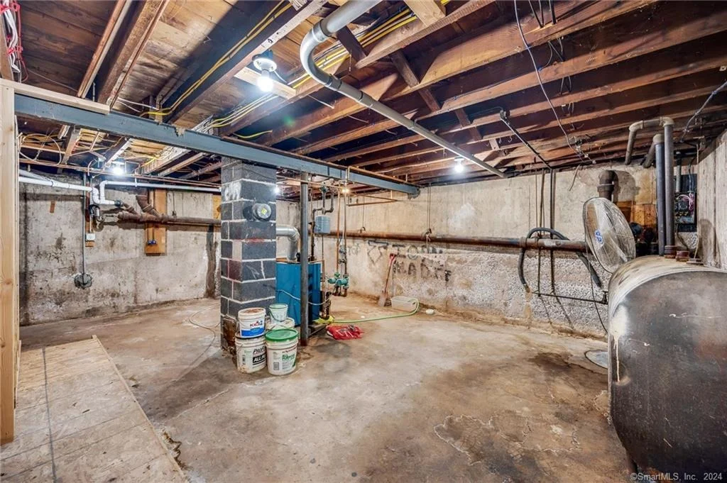 Photo of 402 Long Hill Road