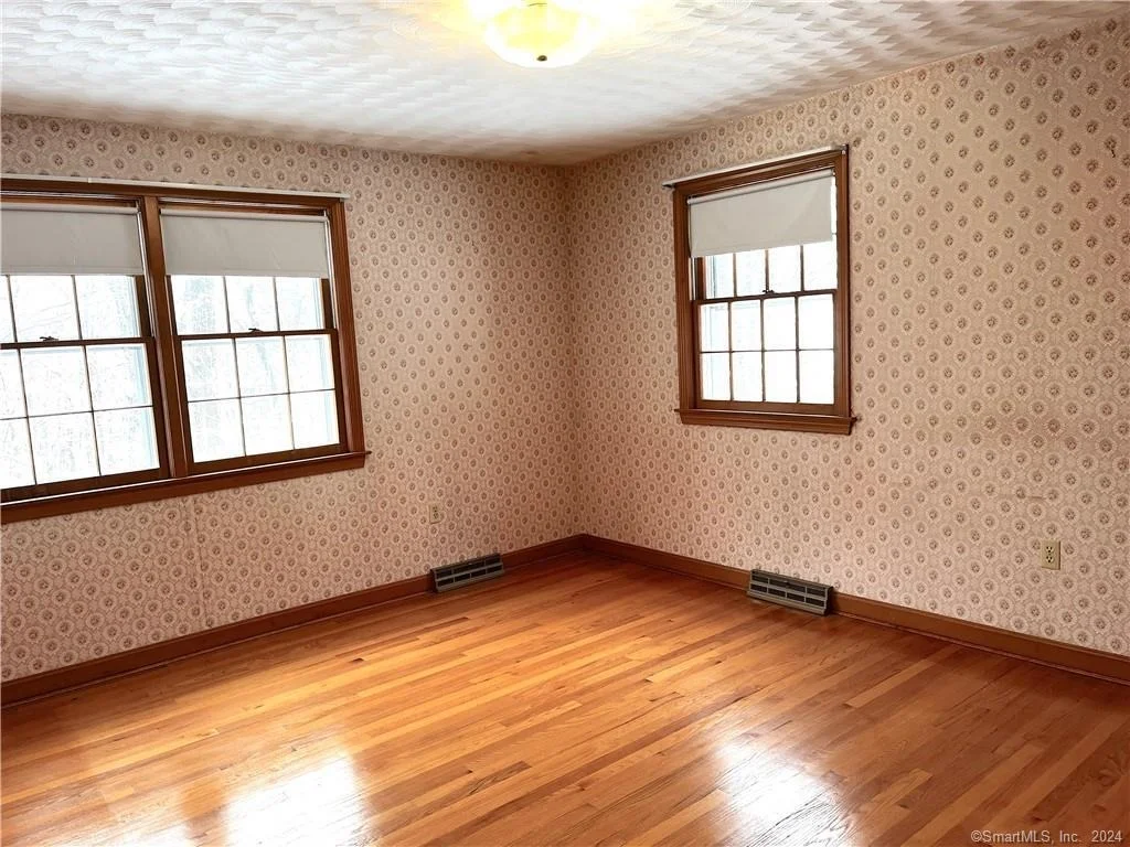 Photo of 280 Root Road