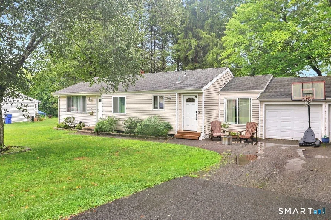 Photo of 25 Pine Tree Lane
