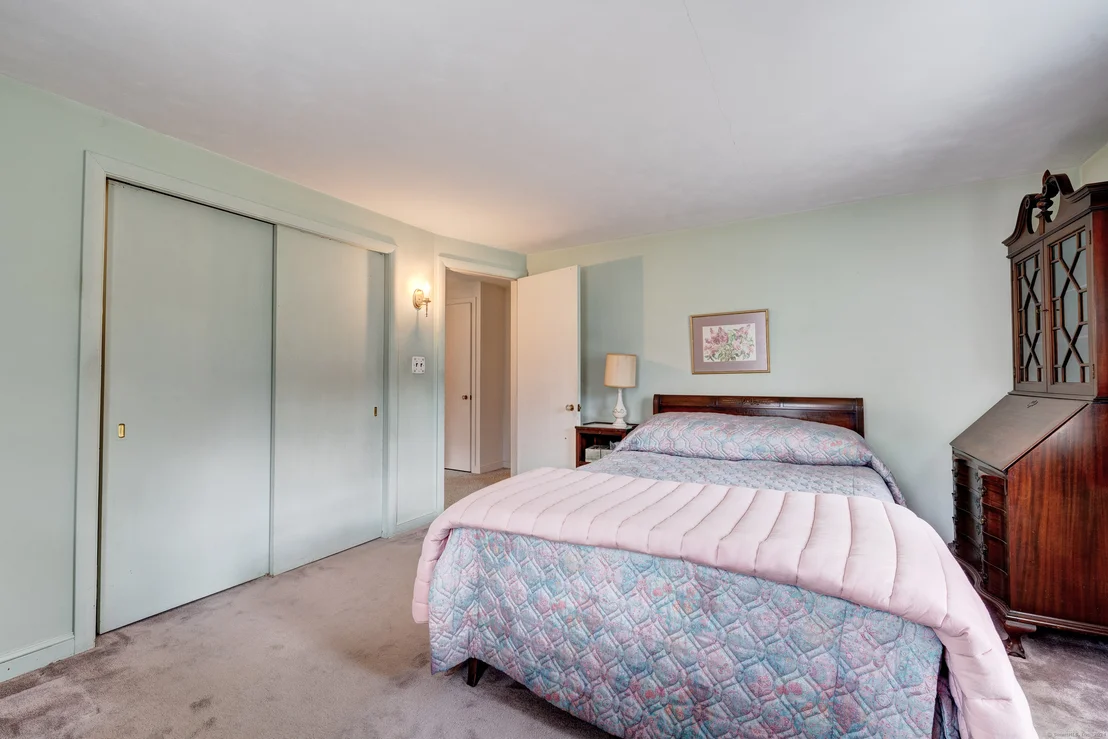 Photo of 244 Pineridge Road