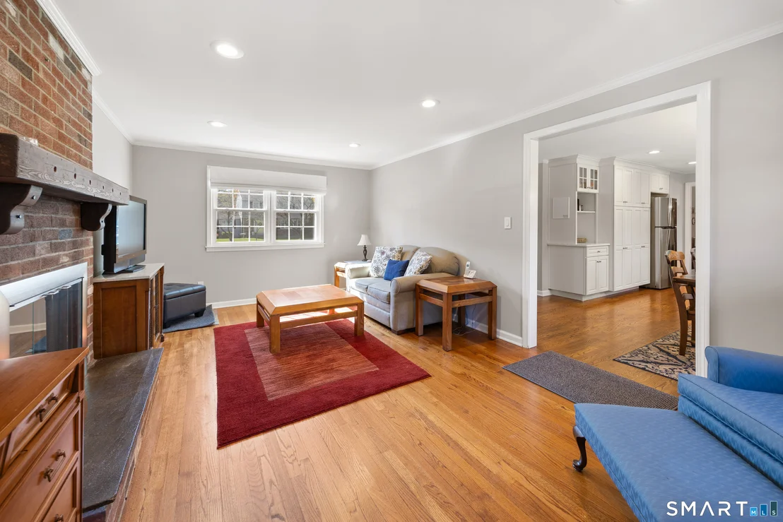 Photo of 450 Cardinal Lane