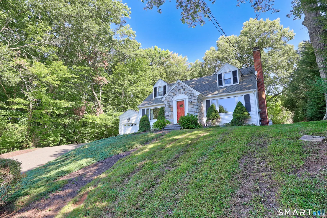 Photo of 24 Bracewood Road