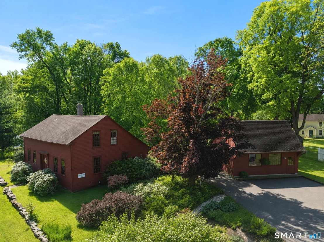 Photo of 921 Thompsonville Road