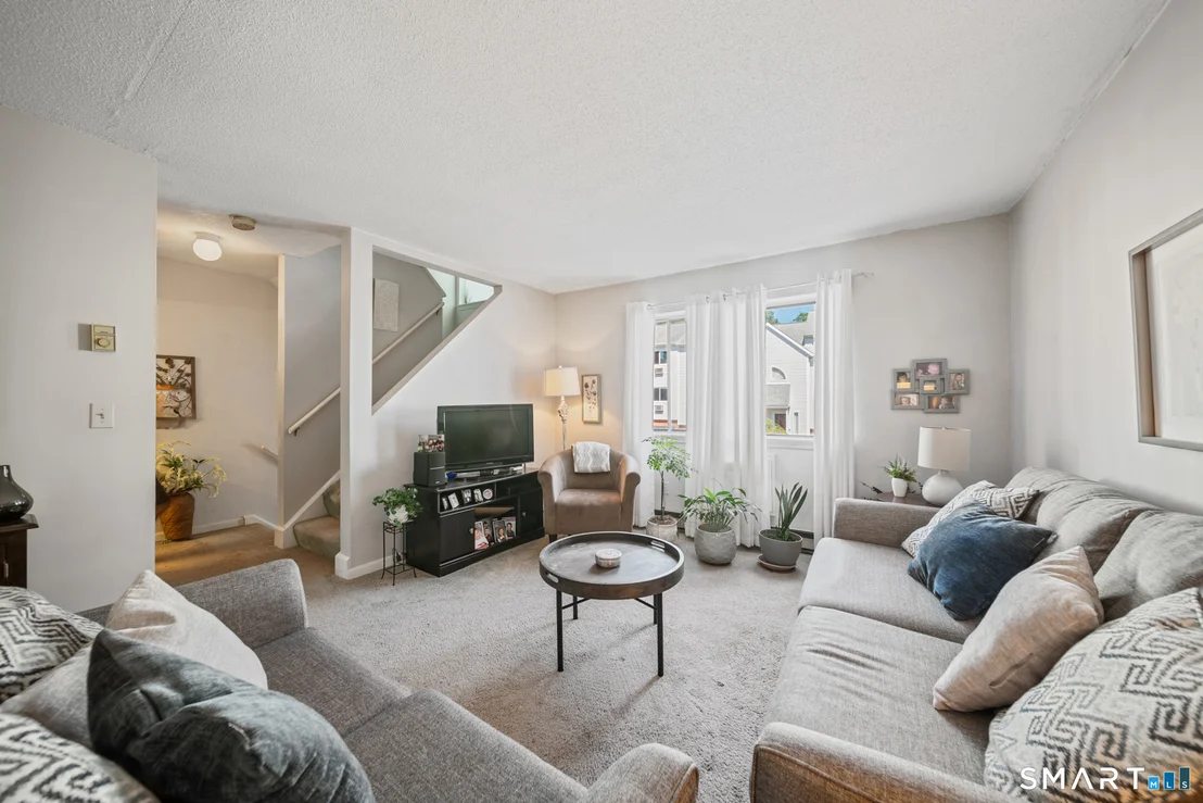 Photo of Unit 13C at 925 Oronoke Road