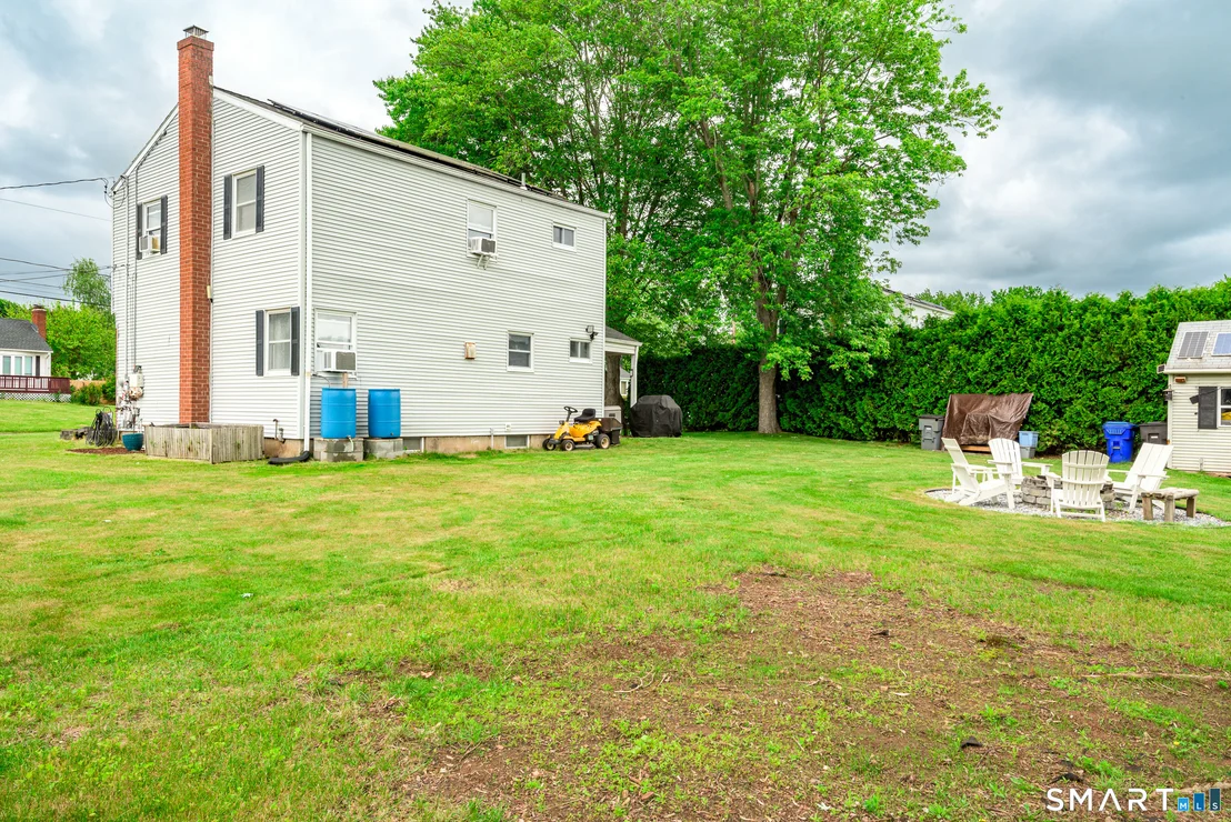 Photo of 50 Putnam Lane