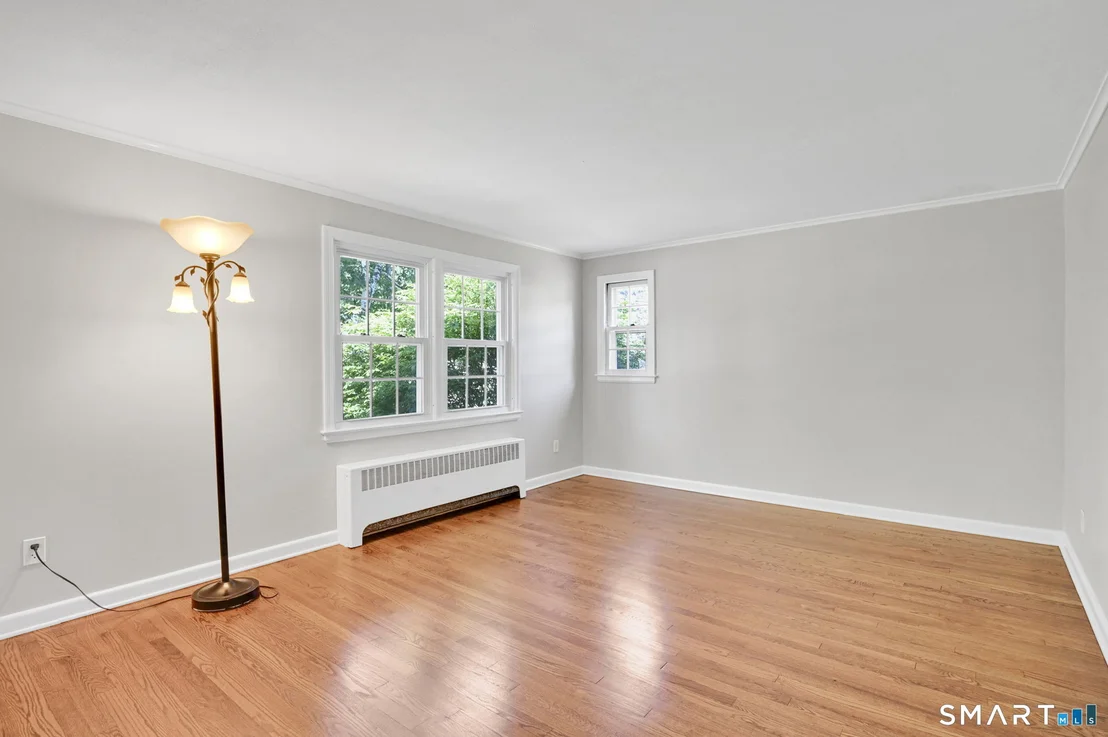 Photo of 10 Pine Drive