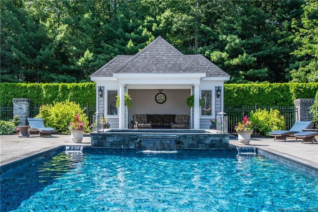 Photo of 40 Winthrop Drive