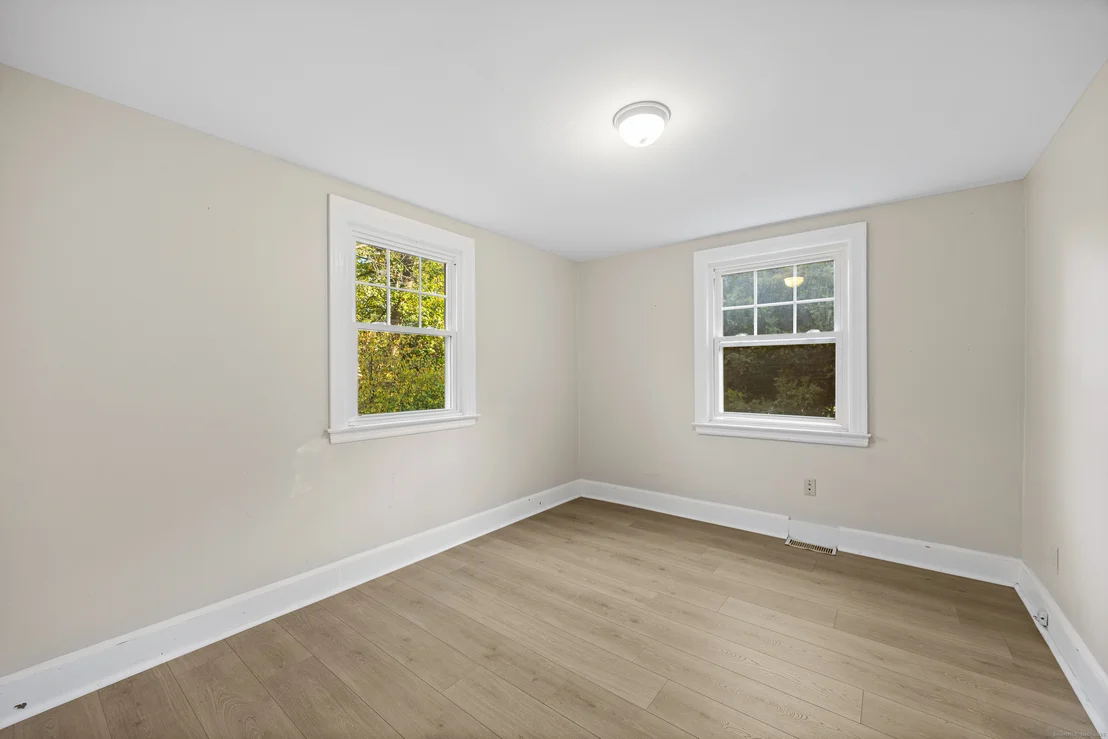 Photo of 1324 Notch Road