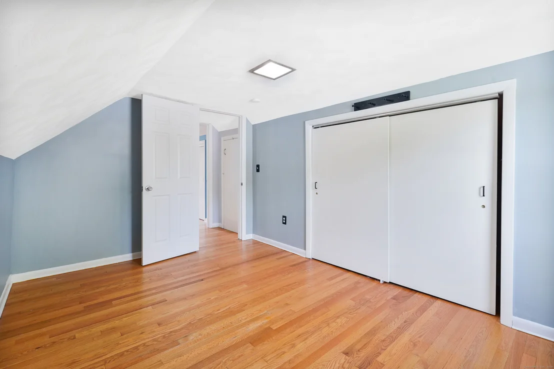 Photo of 77 Ruth Road