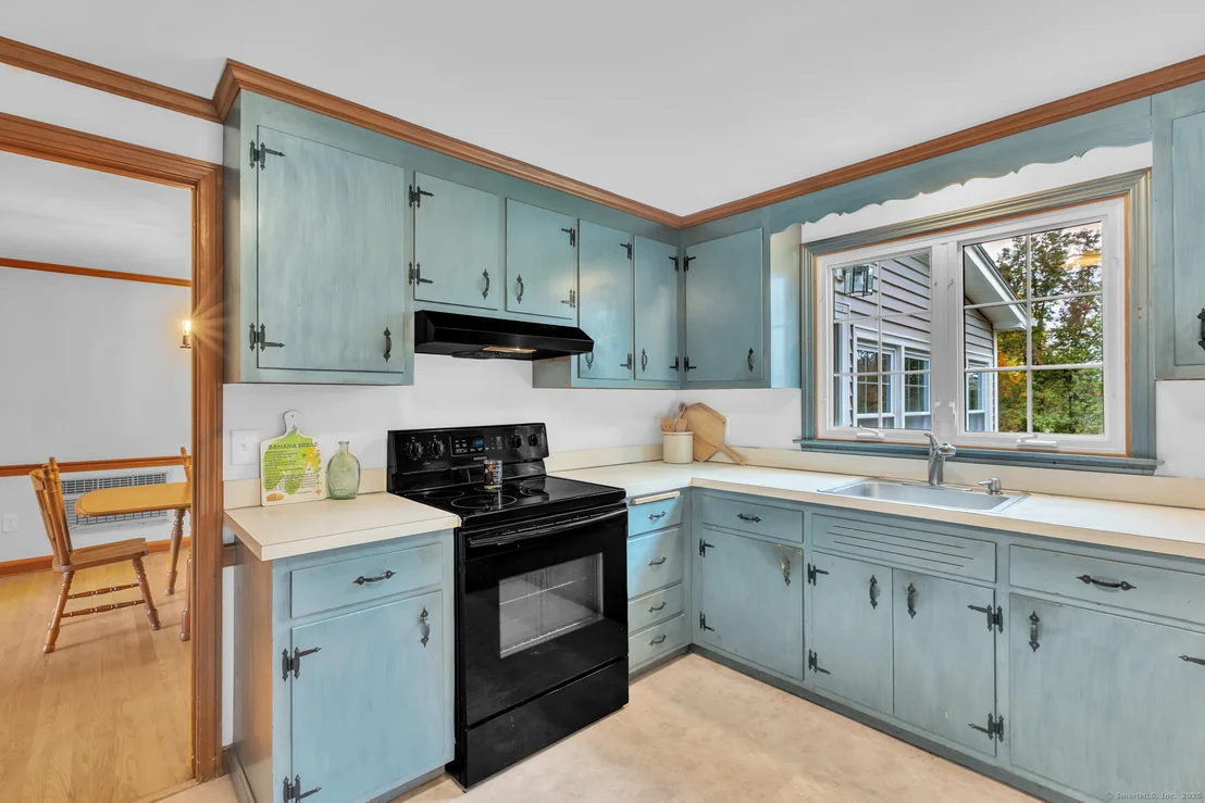 Photo of 49 Bridle Path Drive