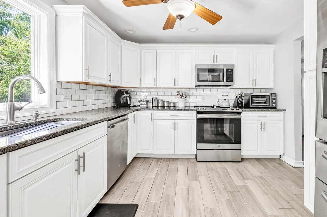 Photo of 16 Glen Circle