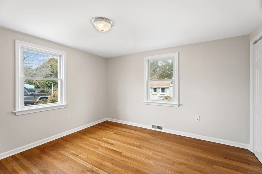 Photo of 14 9th Avenue