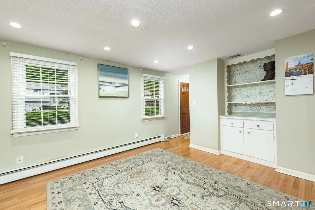 Photo of 17 Pequot Road