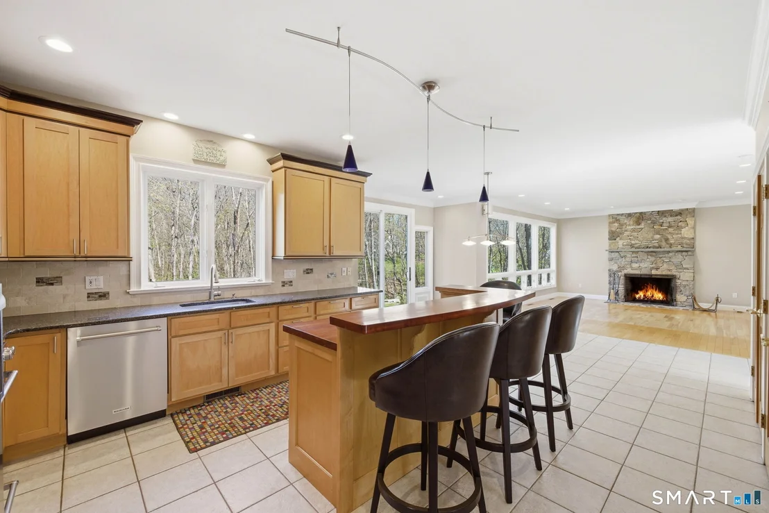 Photo of 14 Joshua Lane
