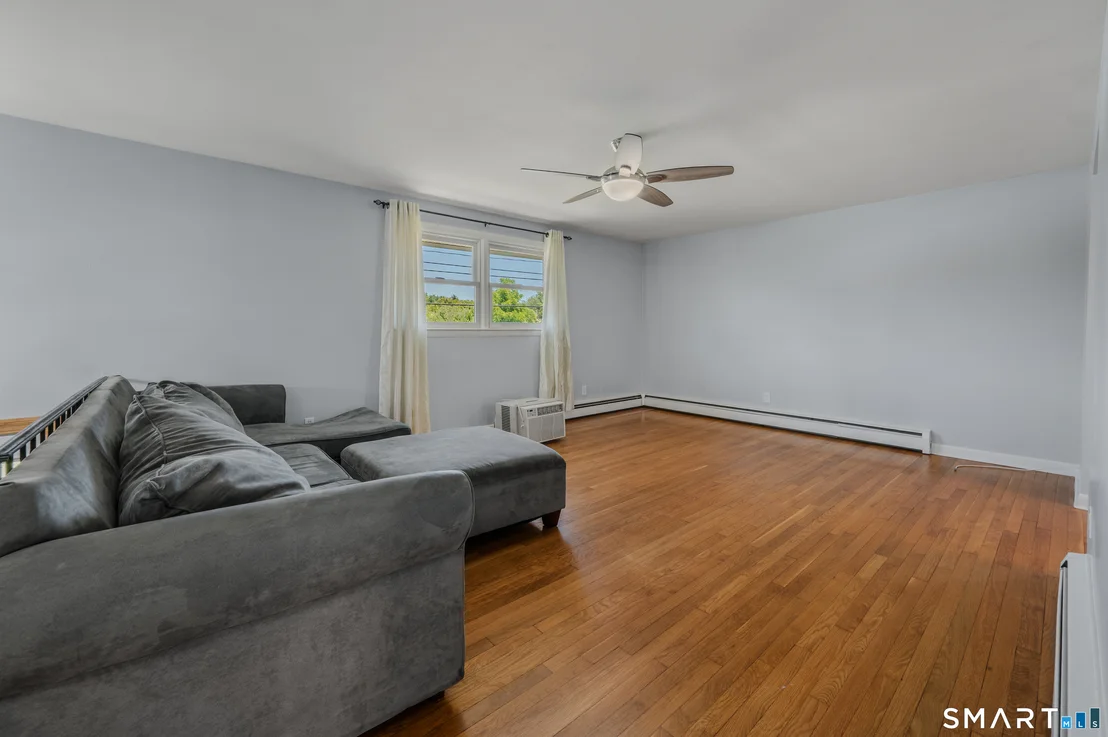 Photo of 26 Lamphere Road
