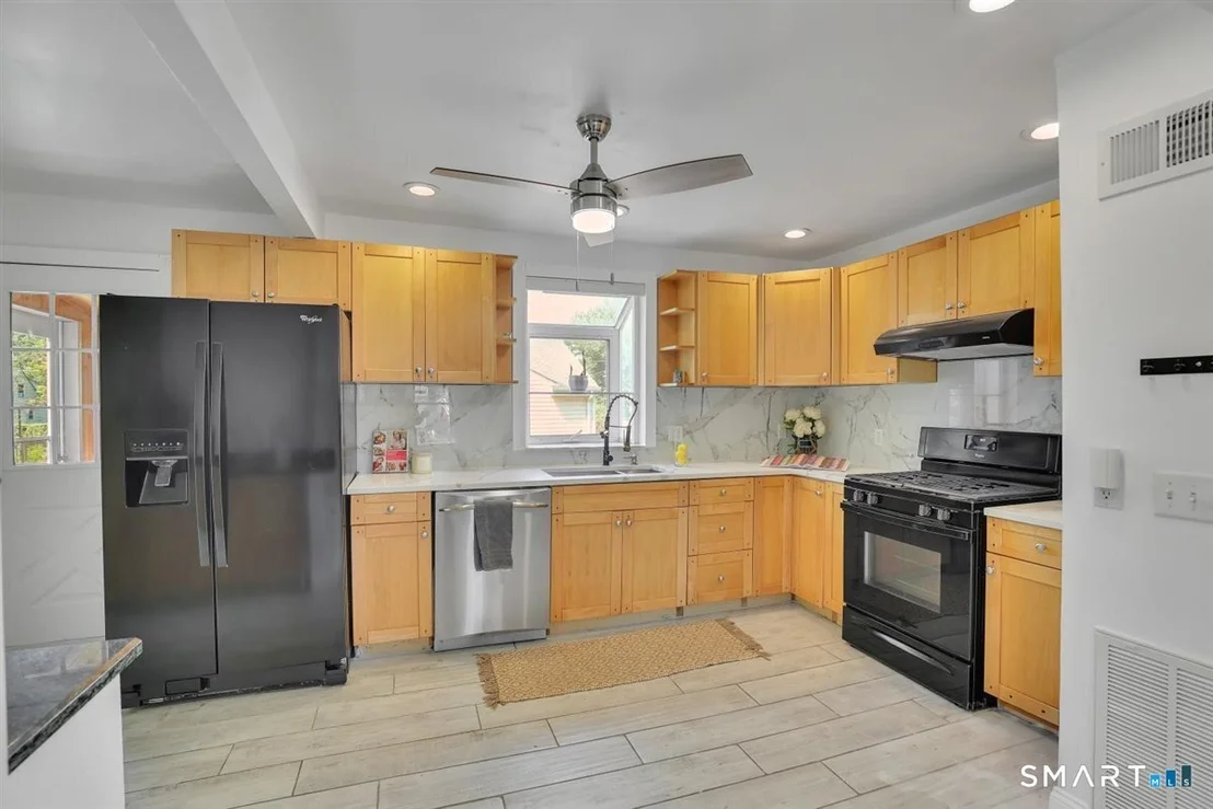 Photo of 349 Nott Street