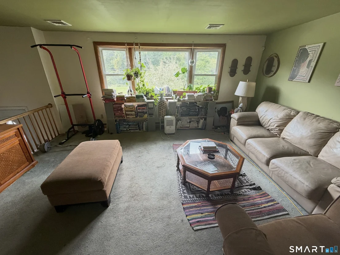Photo of 10 Skinner Drive
