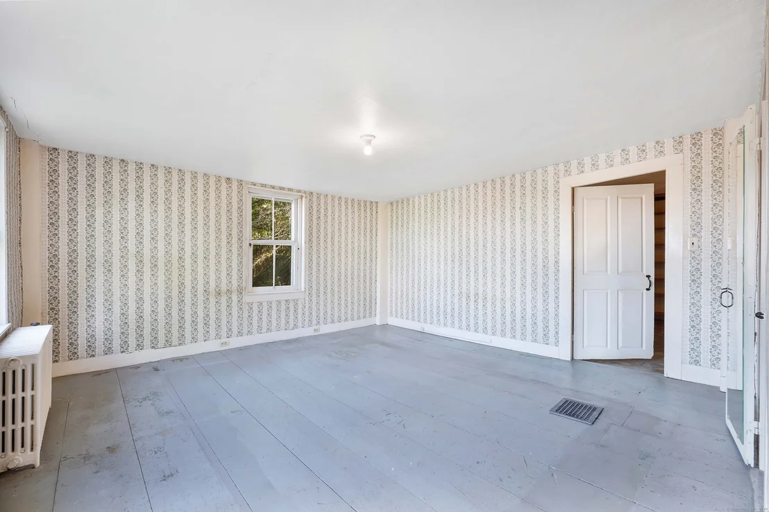 Photo of 657 Colebrook Road