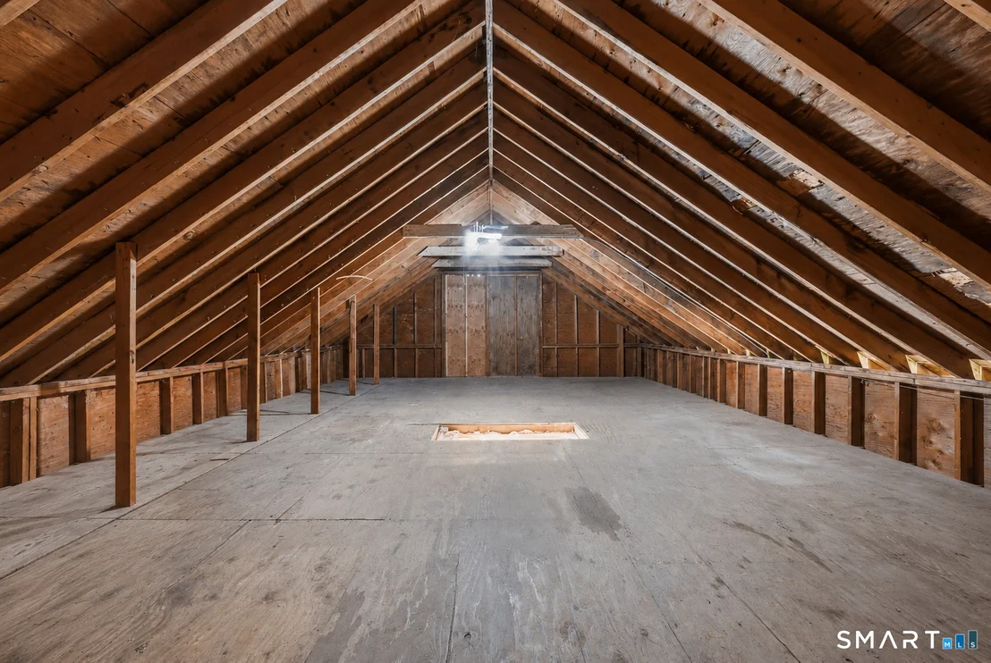 Photo of 649 Maple Avenue