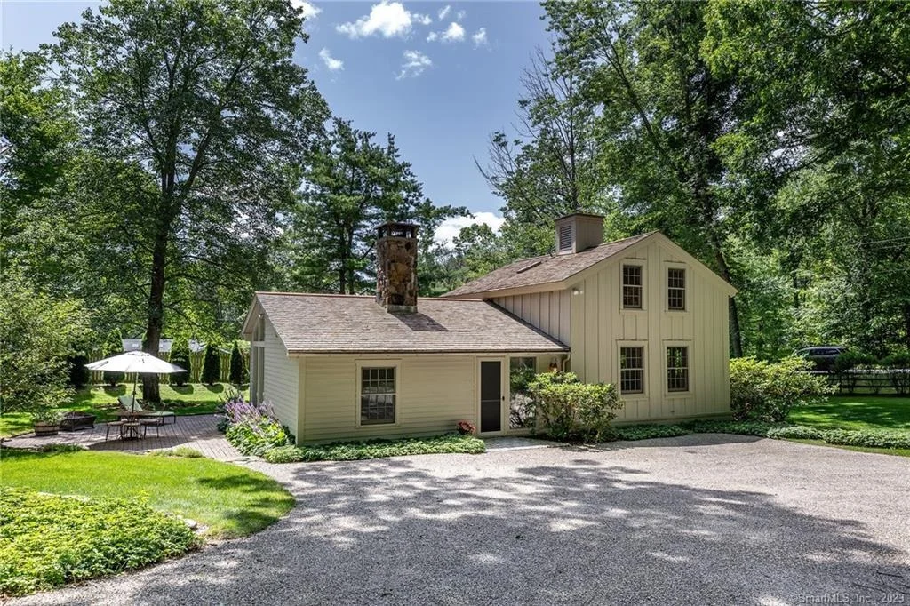 Photo of 16 Tompkins Hill Road