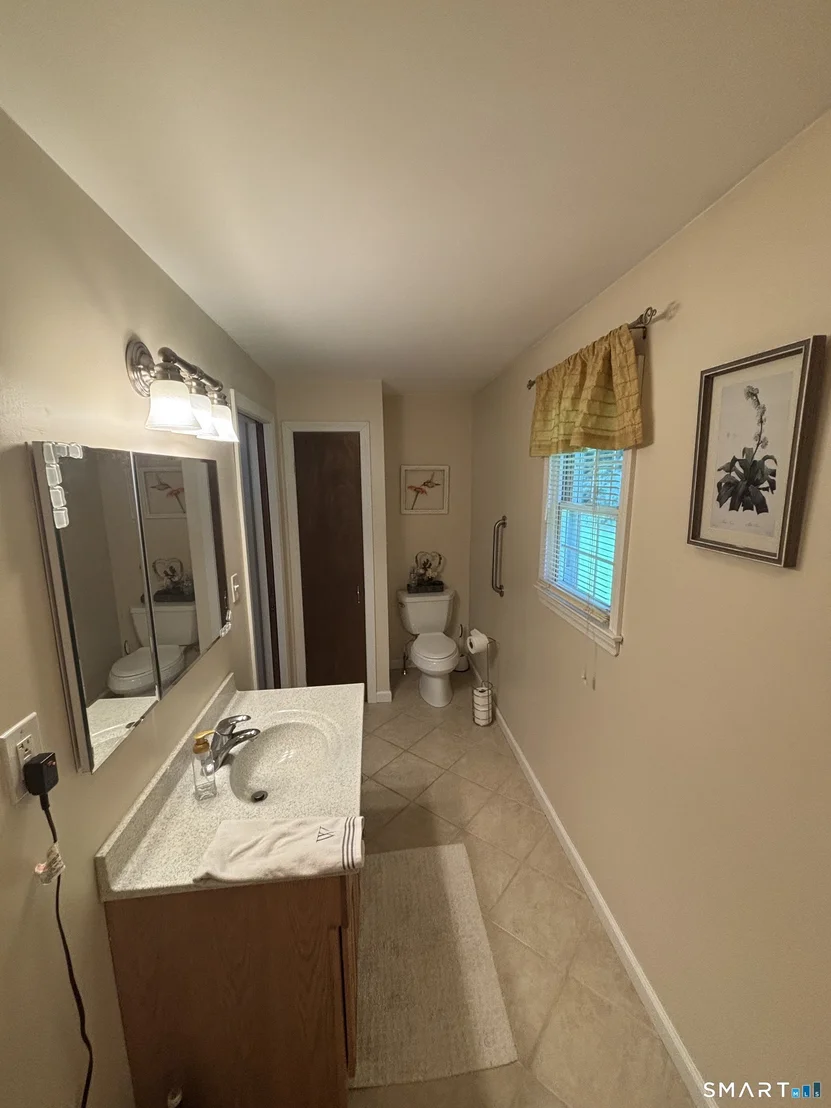 Photo of 5 Insalaco Drive