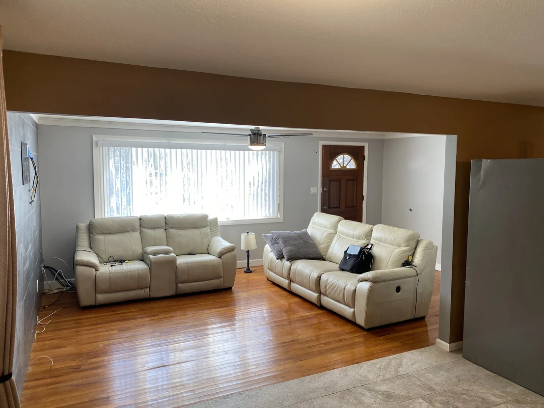 Photo of 186 Devonwood Drive