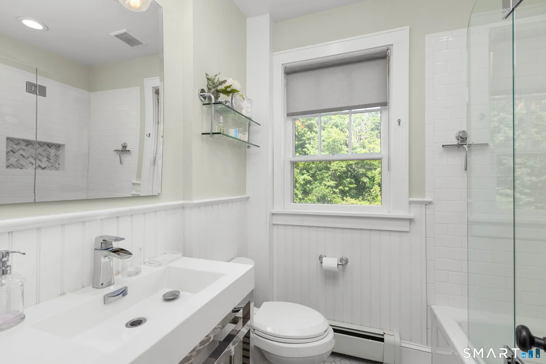 Photo of 207 Redding Road