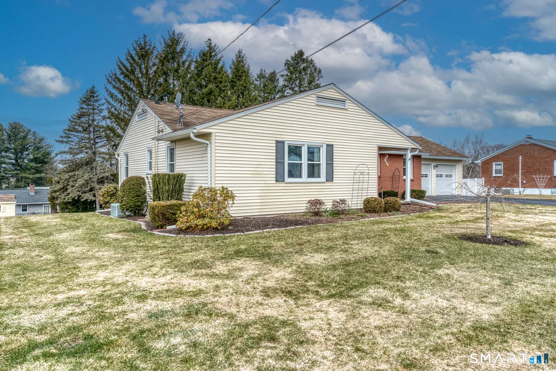 Photo of 116 Fairlawn Drive