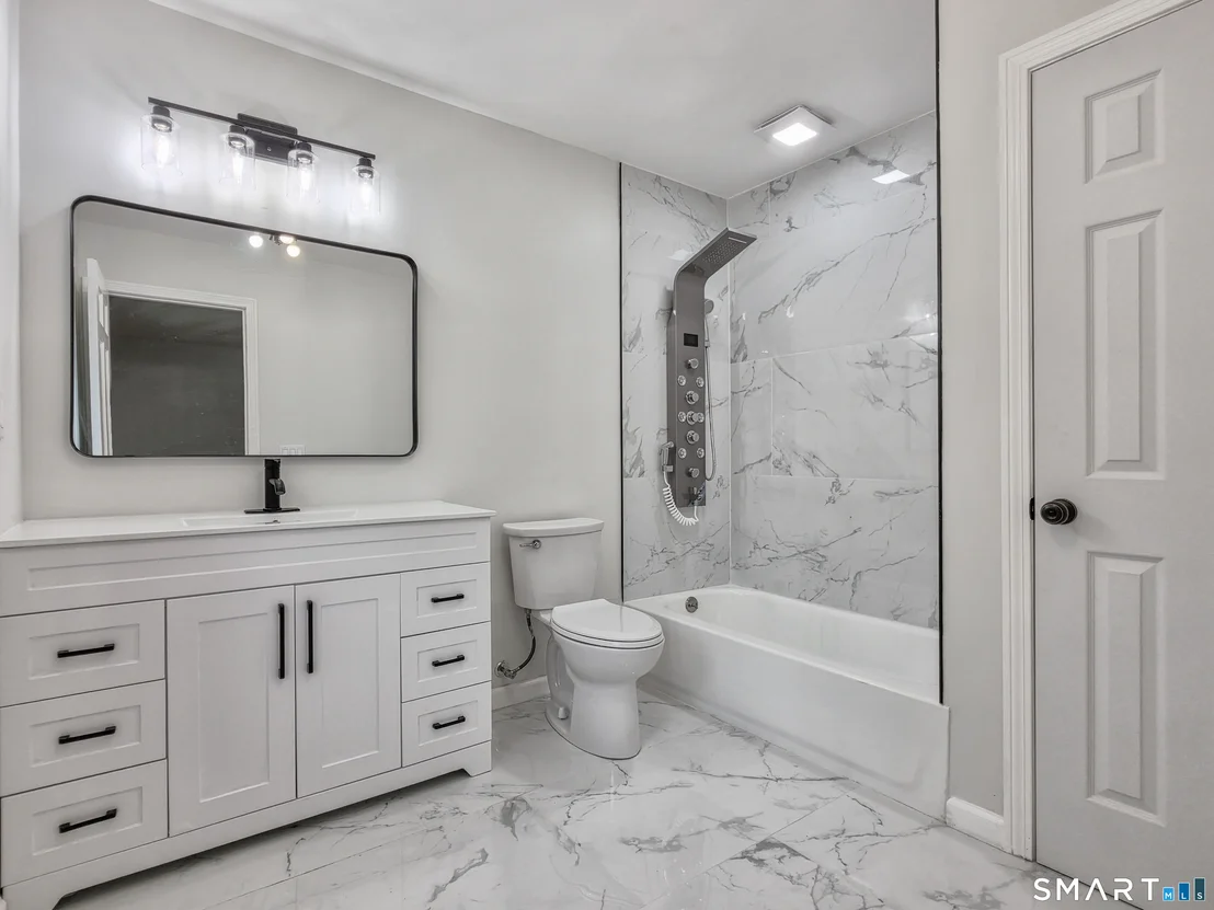 Photo of 4 Bayview Circle