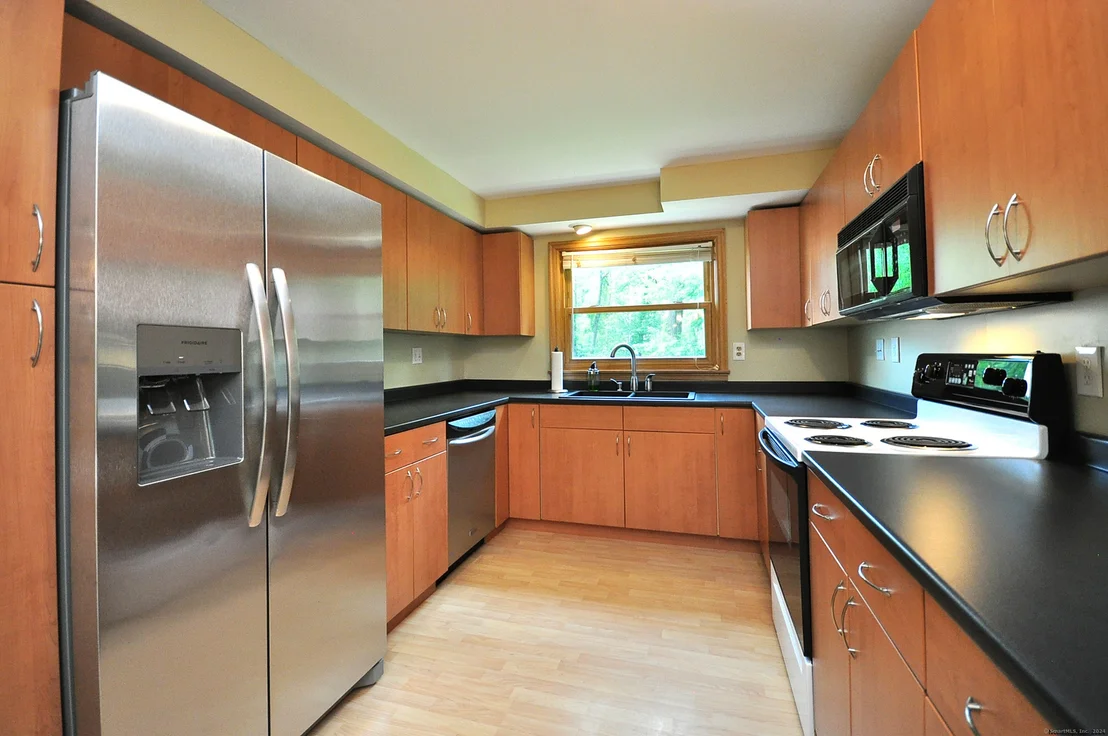 Photo of 35 Ravine Road