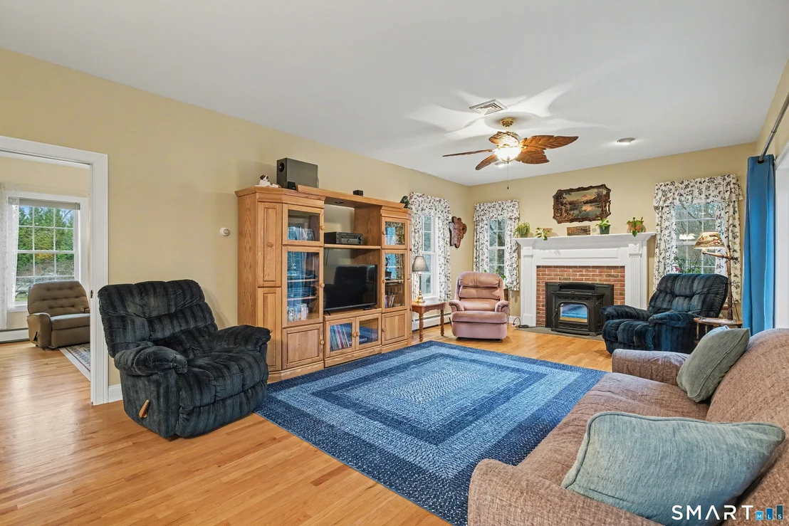 Photo of 12 Fox Run