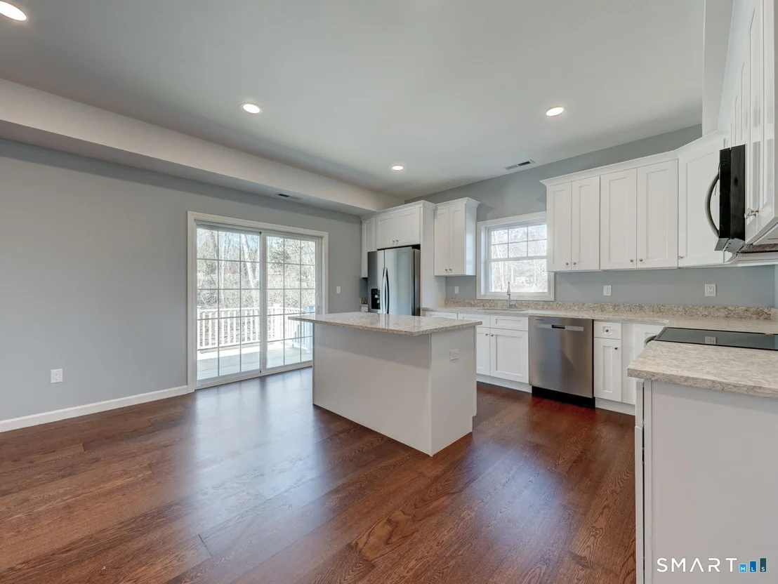 Photo of 121 Highland View Drive