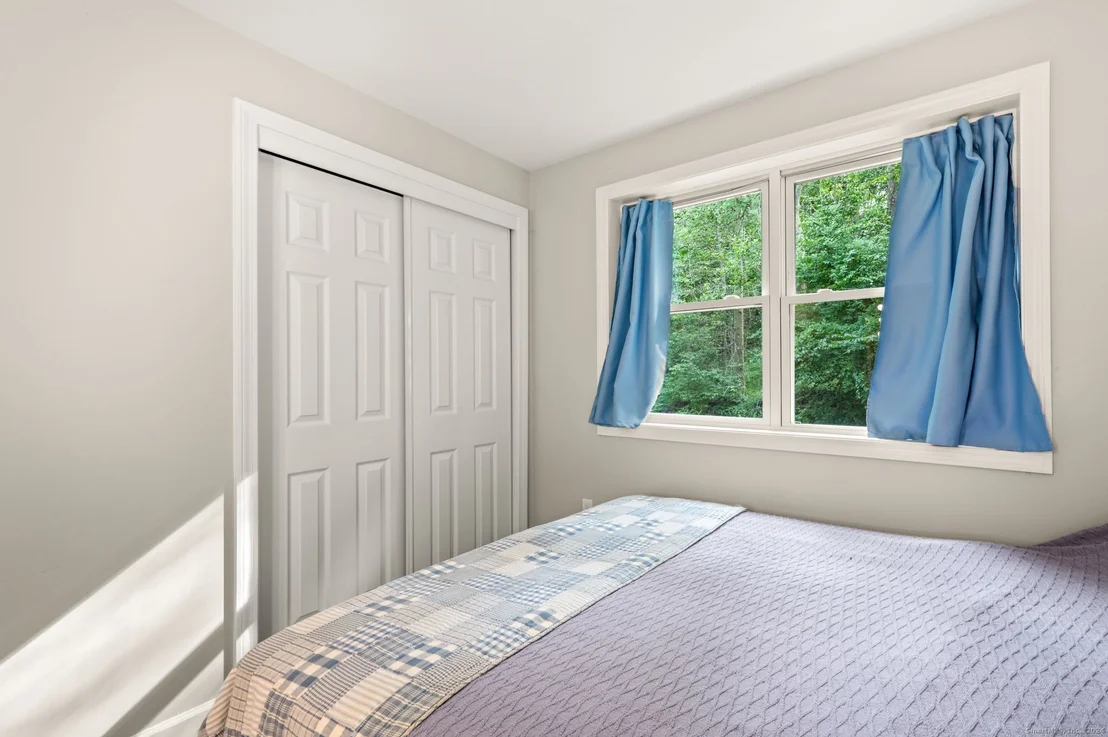 Photo of 160 Hattertown Road