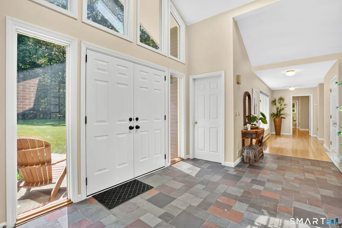 Photo of 70 Davis Road