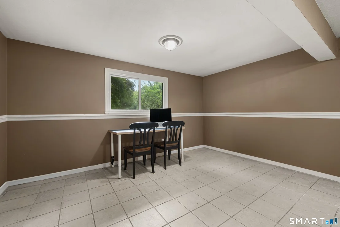 Photo of 8 Meadow Drive