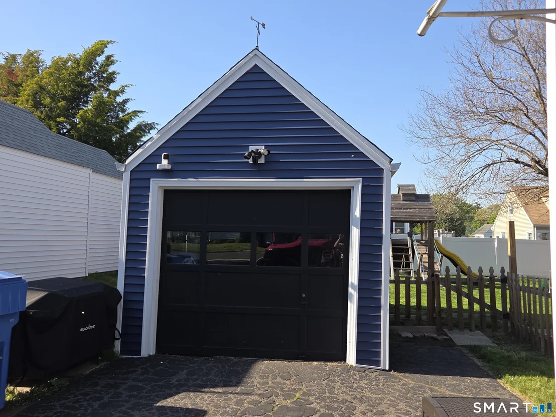 Photo of 33 Linnmore Drive