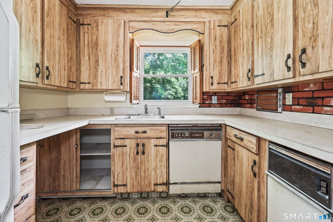 Photo of 339 Spring Hill Road