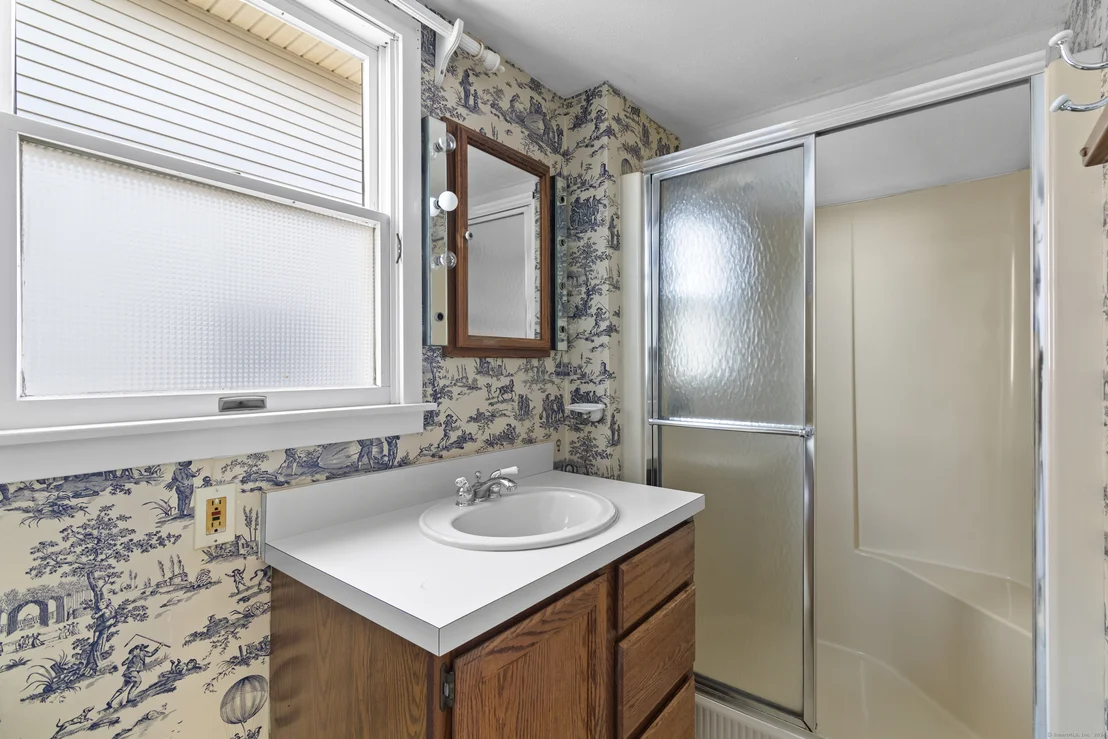 Photo of 275 Seaside Avenue
