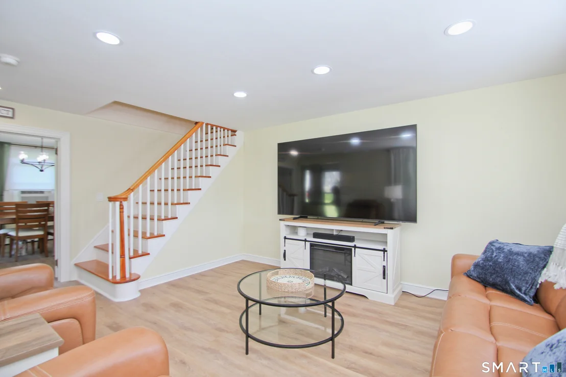 Photo of 11 Esther Avenue