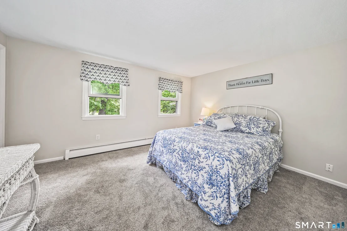 Photo of 2 Meadowside Drive