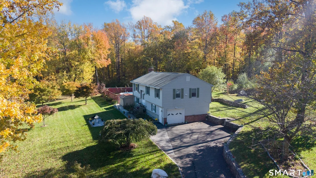 Photo of 2 Ken Oaks Drive