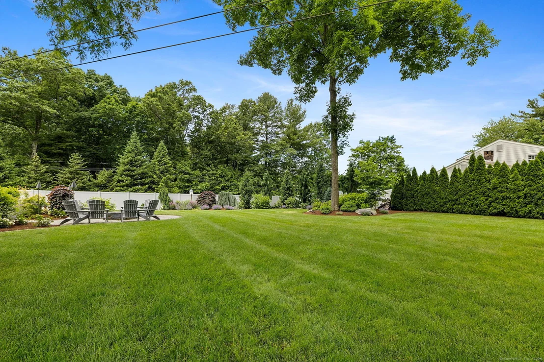 Photo of 2 Raspberry Lane