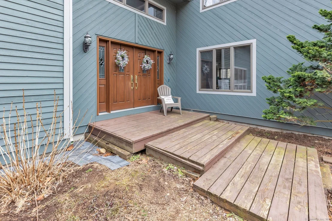 Photo of 95 Shanda Lane