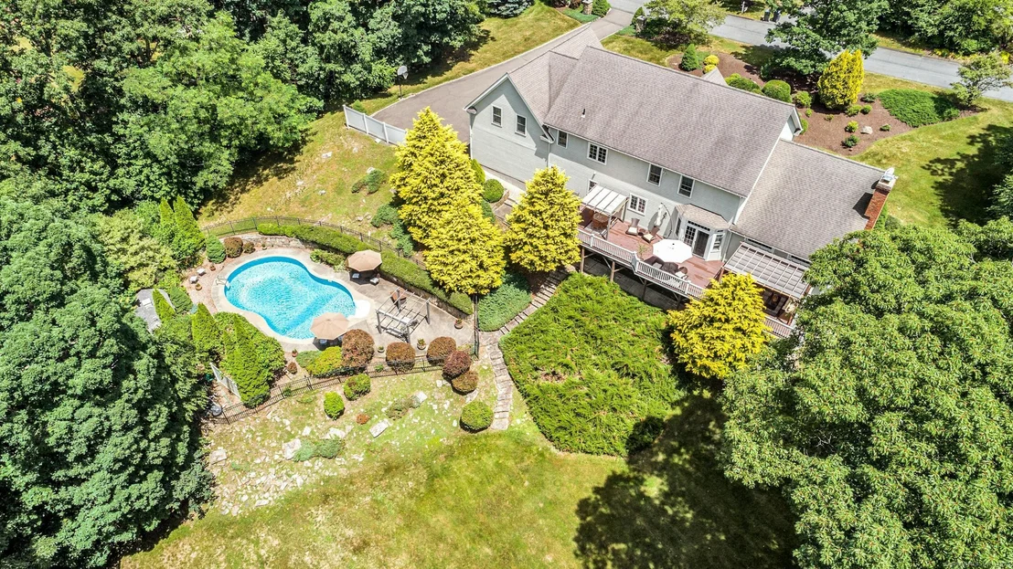Photo of 26 Oak Ridge Drive