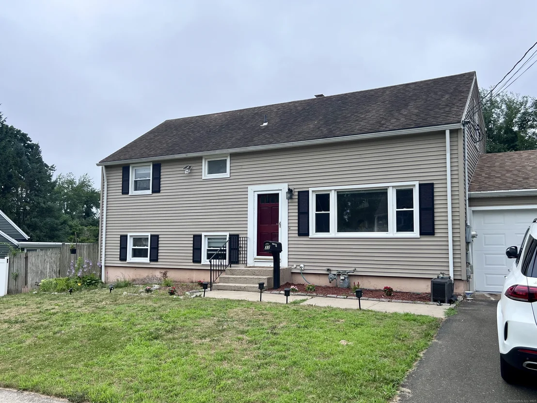 Photo of 32 Fallon Drive