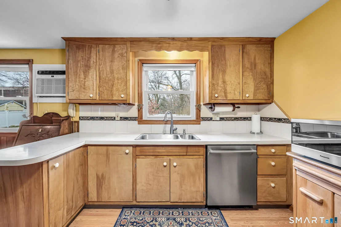 Photo of 21 Riviera Drive