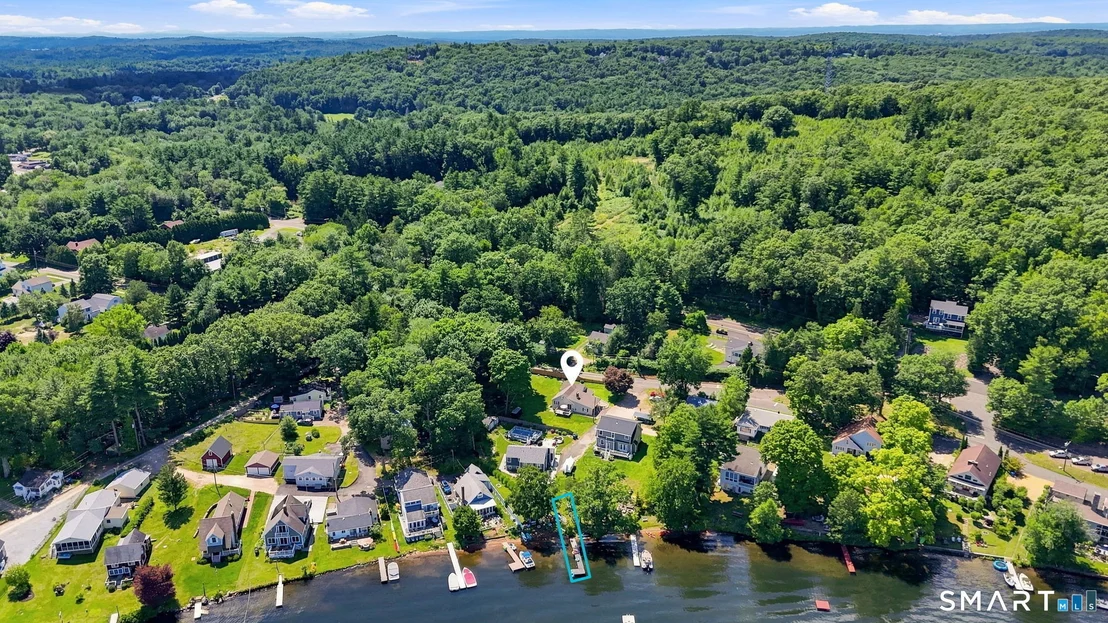 Photo of 75 Shore Road