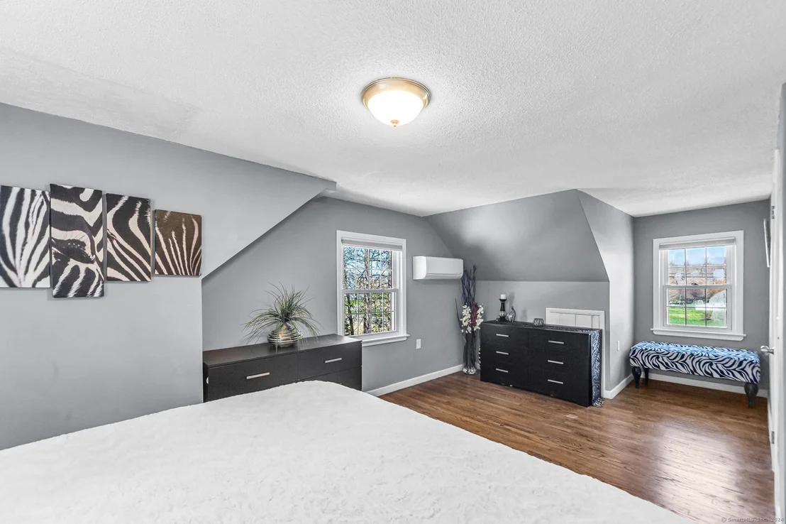 Photo of 611 Halladay Avenue