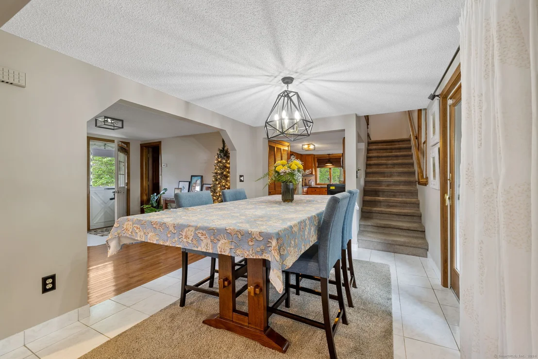 Photo of 67 Shuttlemeadow Road